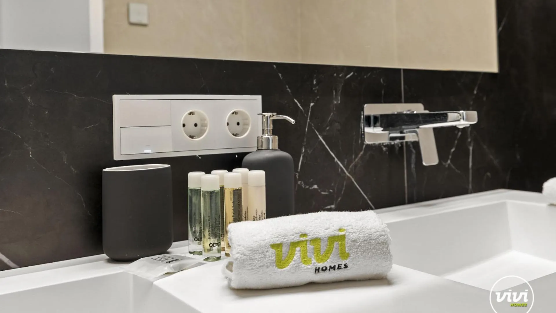 Apartment Vivi Homes - Sunrise Pool, Sauna, Gym, Terrace & Sea View Torremolinos