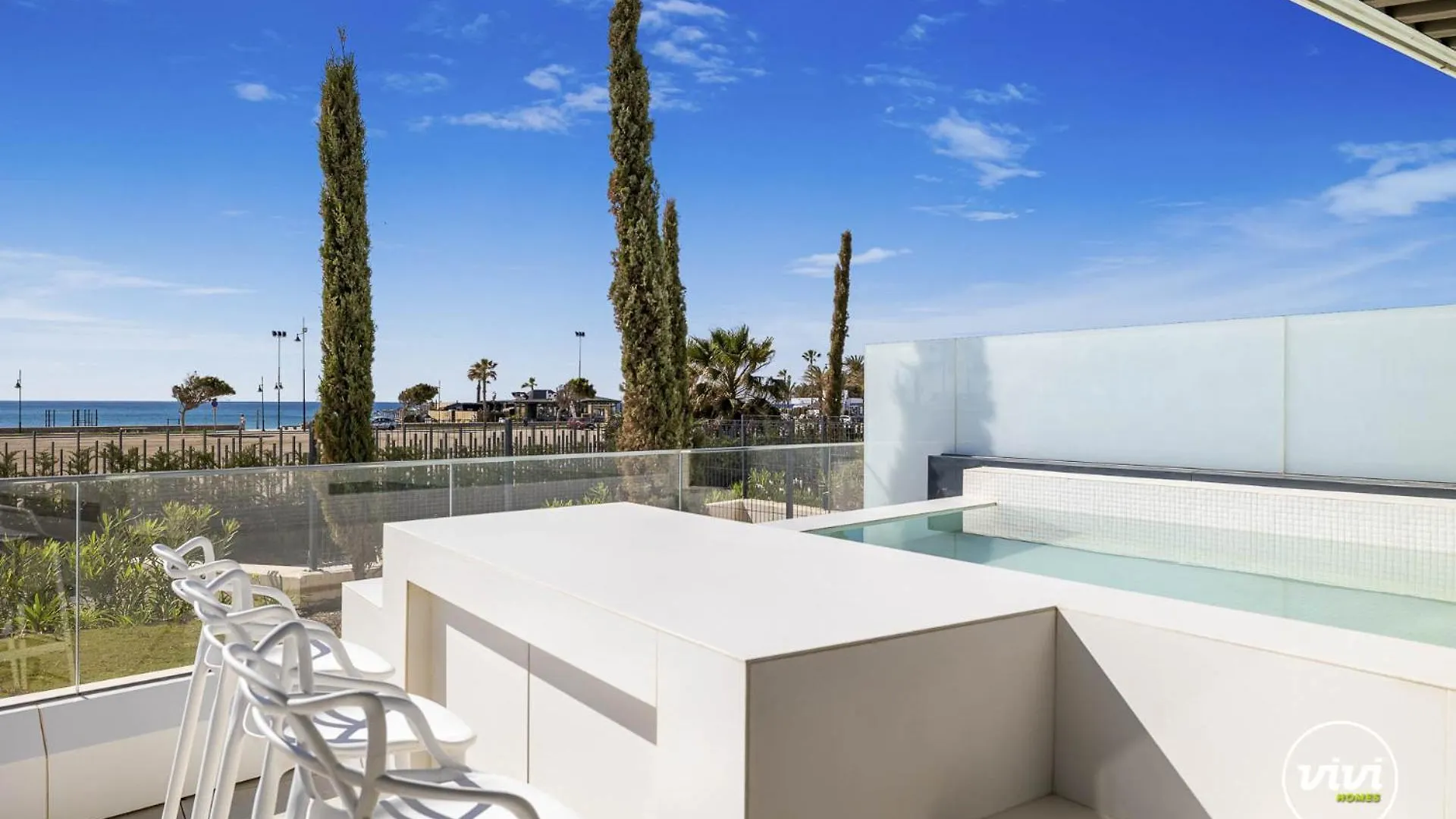 Vivi Homes - Sunrise Pool, Sauna, Gym, Terrace & Sea View Torremolinos Apartment