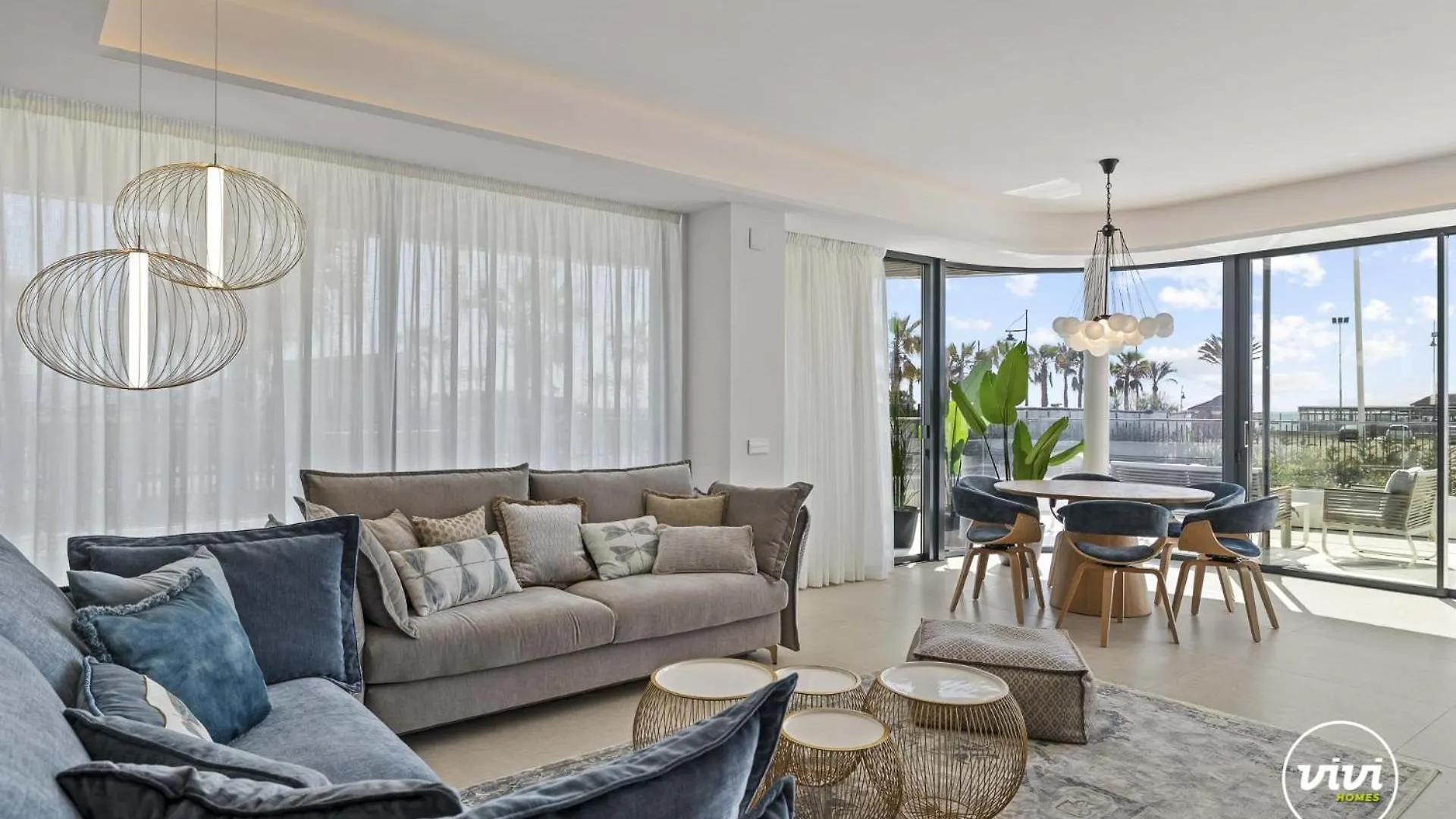 Vivi Homes - Sunrise Pool, Sauna, Gym, Terrace & Sea View Torremolinos Apartment